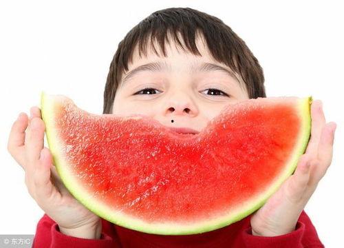 娱乐吃瓜酱的背景图,揭秘娱乐圈背后的那些事儿